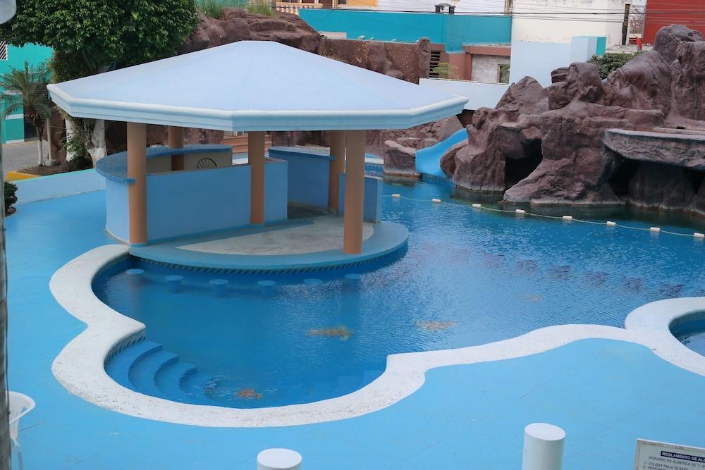 Hotel Playa Marina 마사틀란 외부 사진