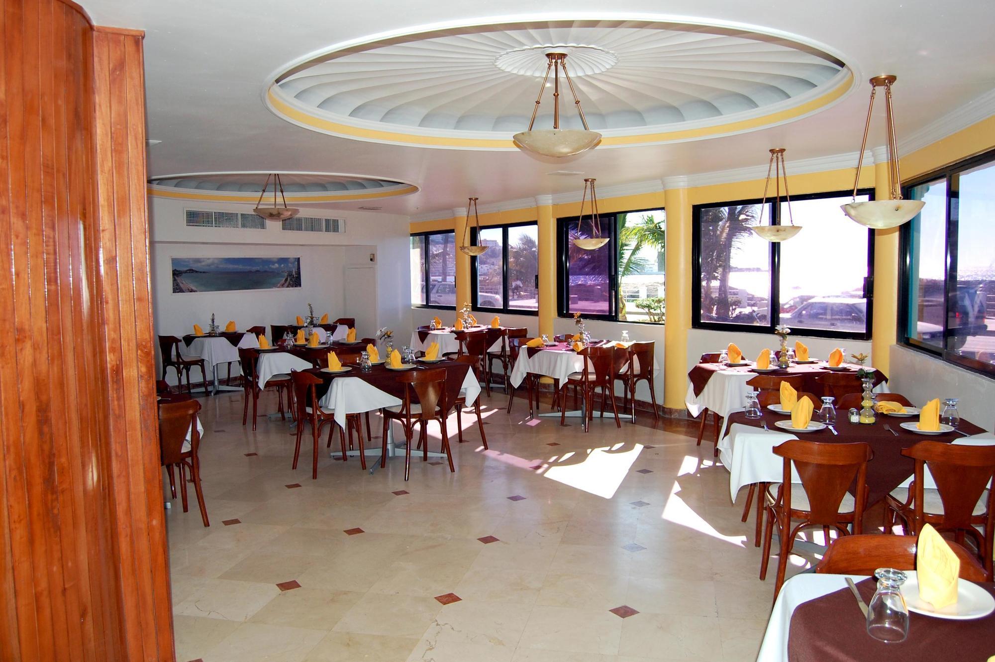Hotel Playa Marina 마사틀란 외부 사진